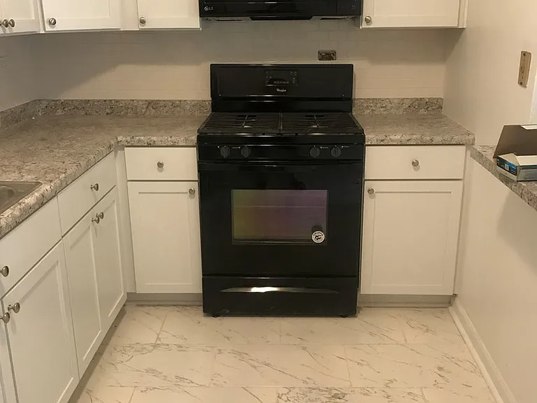 6490 N Northwest Hwy #3B — Photo 5