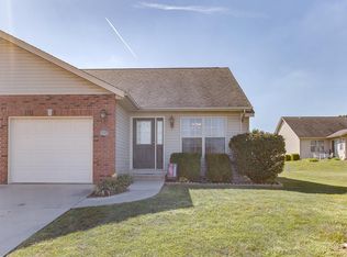 10910 Kentfield Dr, Lebanon, IL 62254