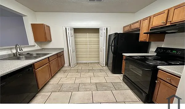 3613 Ginnis Cir SW #3 — Photo 4