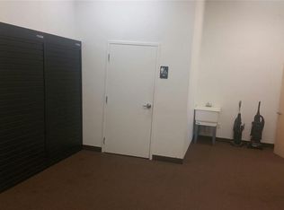 2955 Oakwood Blvd, Melvindale, MI 48122