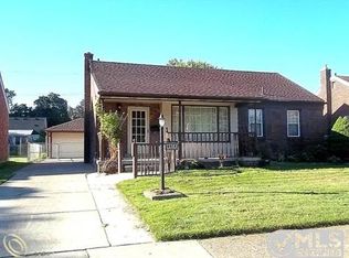 15583 Champaign Rd, Allen Park, MI 48101