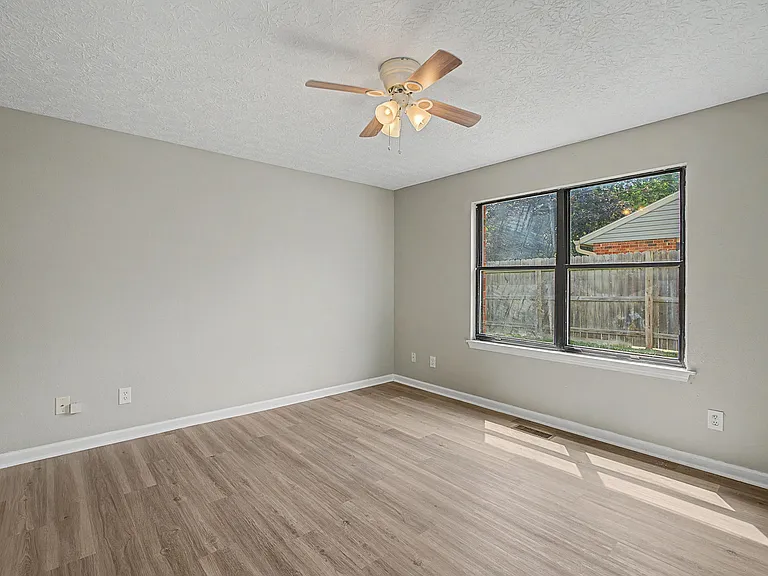 6334 Shull Rd — Photo 16