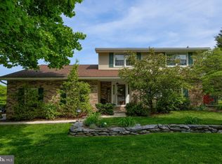 465 Revere Rd, Lancaster, PA 17601