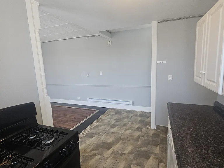 373 Fairmount Ave — Photo 5