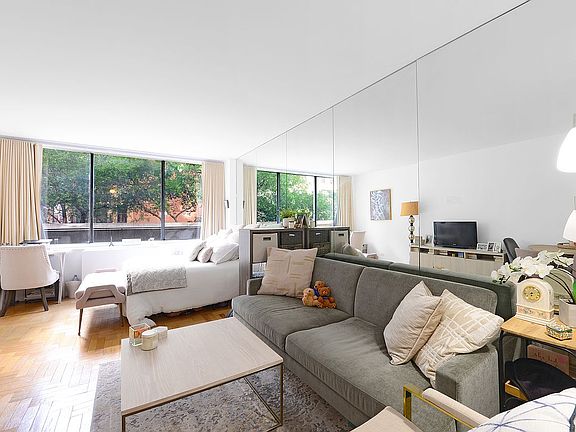 2nd image of 220 E 65th St APT 2E