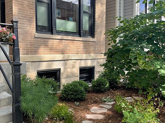 2nd image of 2621 N Washtenaw Ave #1