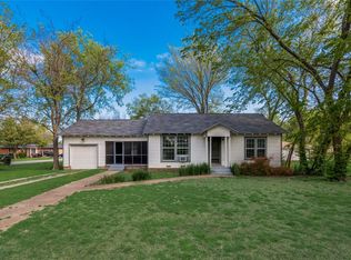 307 College St, Red Oak, TX 75154