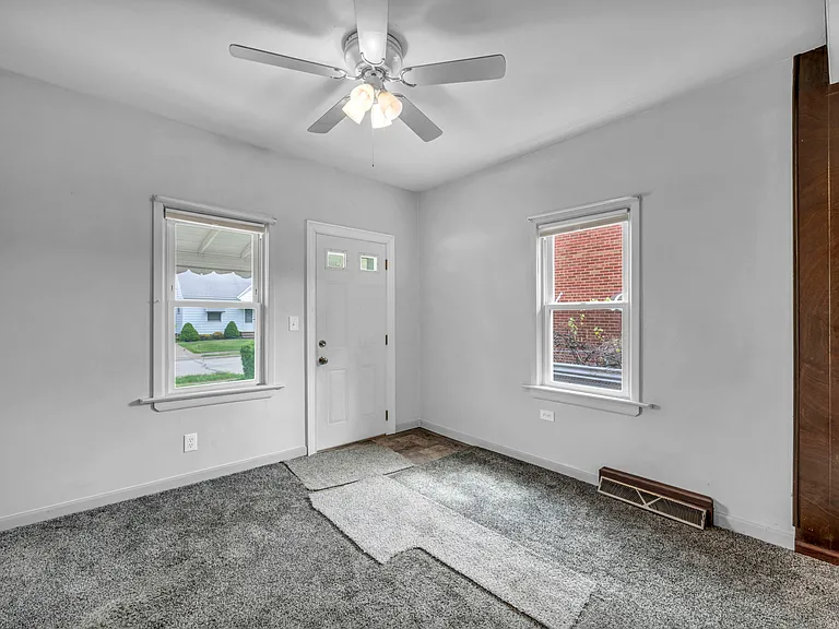20830 Trebec Ave — Photo 20
