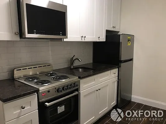 Rented by Oxford Property Group | media 11