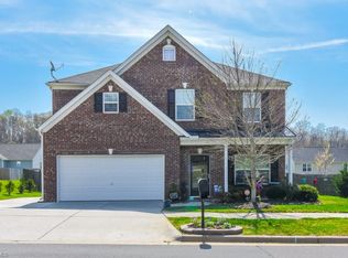 3329 Grandview Club Rd, Pfafftown, NC 27040