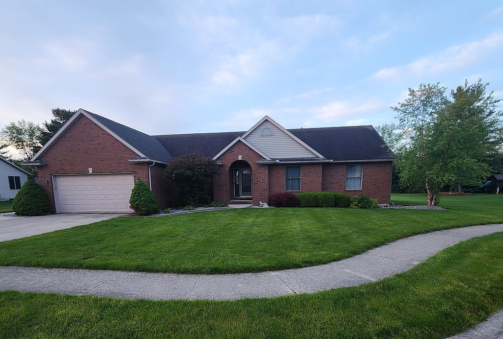 213 Sapphire St - Property Image
