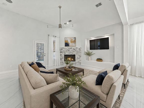 5th image of 2801 White Rock Creek Dr