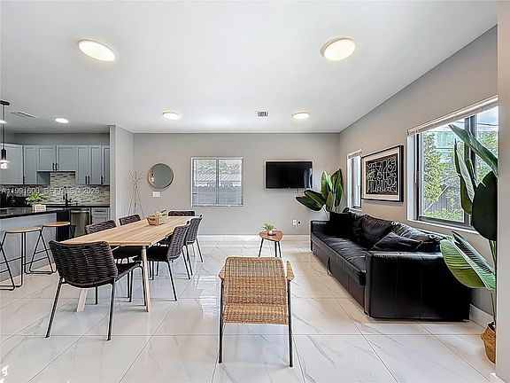 3rd image of 1220 & 122 NW 30th St