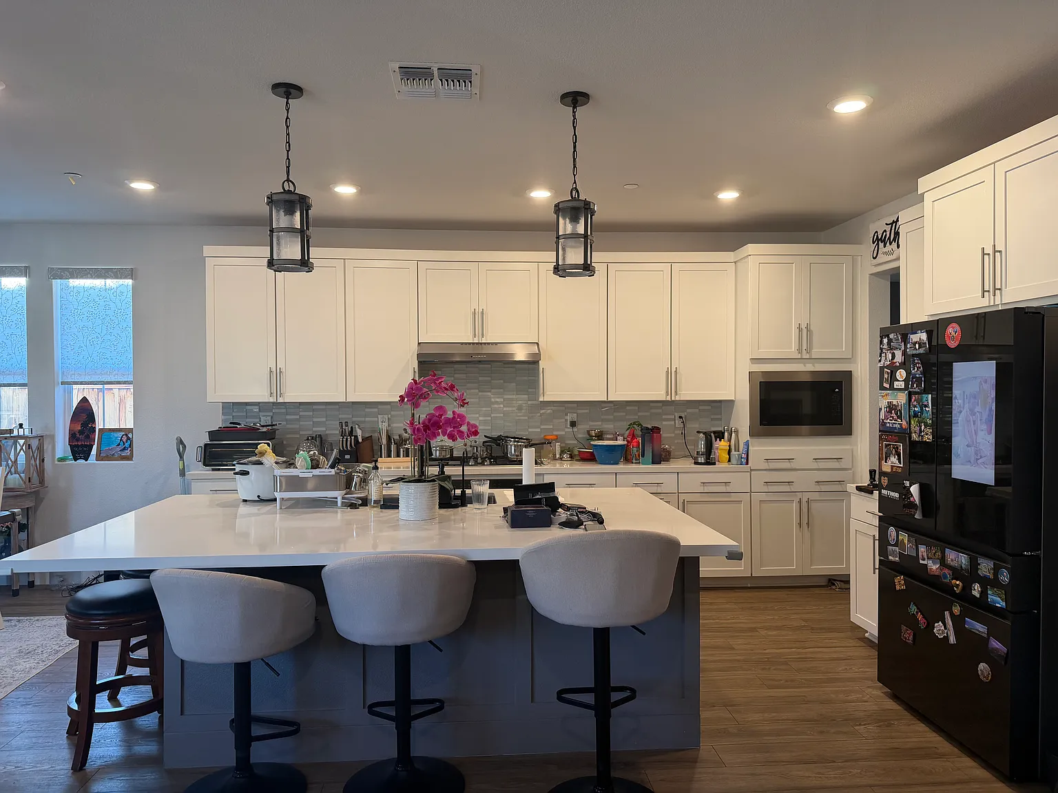 5 bed, 3.5 bath, 3266 sqft, $3,800 — Photo 3