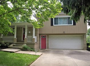 1342 Bellcrest Dr, Akron, OH 44313