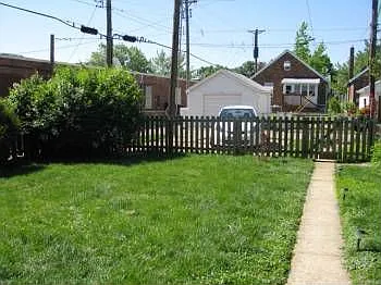 6014 Potomac St photo 1