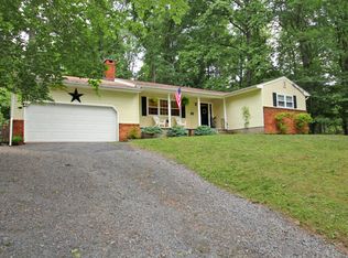 37 Fairview Dr, Flemington, NJ 08822