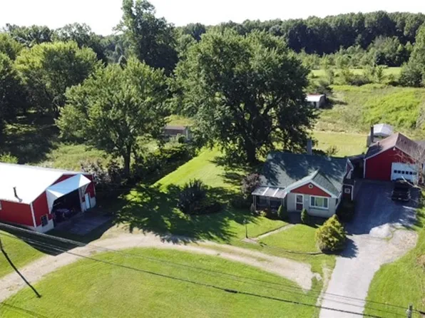 10030 Tallmadge Rd, Diamond, OH 44412