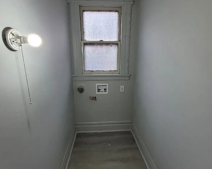 69 Farley Ave #1L — Photo 3