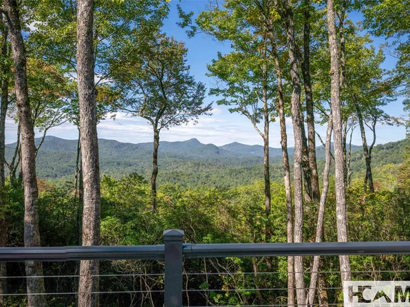 519 Eagle Drive, Sapphire, NC 28774