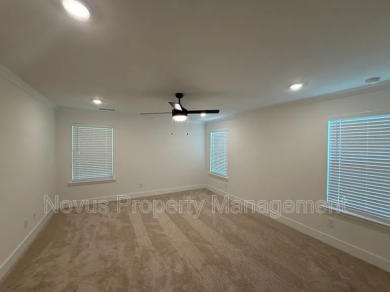 213 Laney Dr — Photo 20