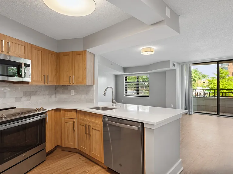 Brand new kitchens feature upgraded finishes and stainless steel appliances