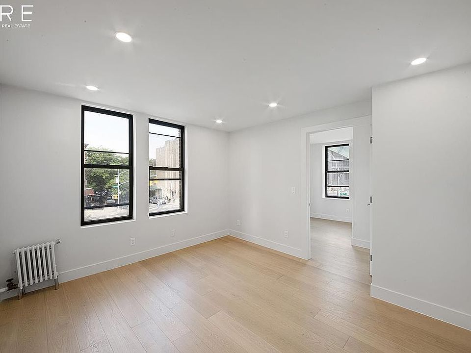 1st image of 304 10th St #23