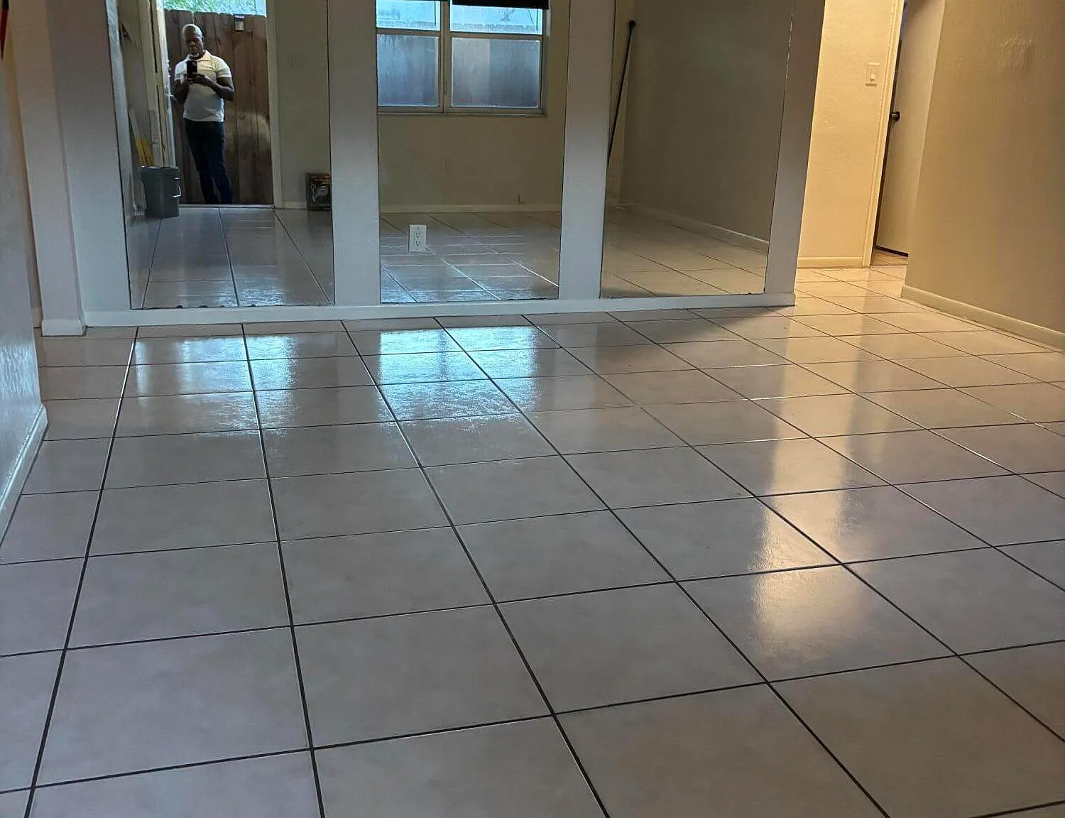 2 bed, 1.0 bath, 1260 sqft, $1,975 — Photo 2