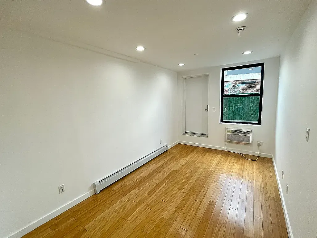 239 Utica Avenue — Photo 3