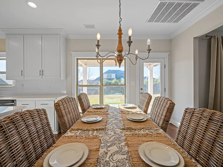 271 Hemlock Dr — Photo 15