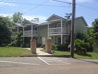 1st image of 808 Desoto St Unit 5