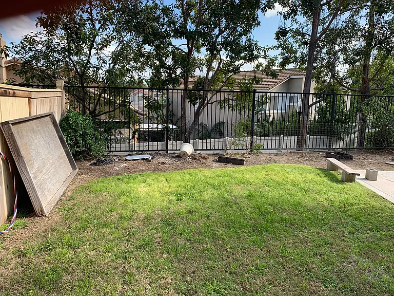 921 La Palma Cir — Photo 3