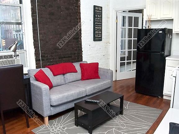4th image of 180 Mott St #3