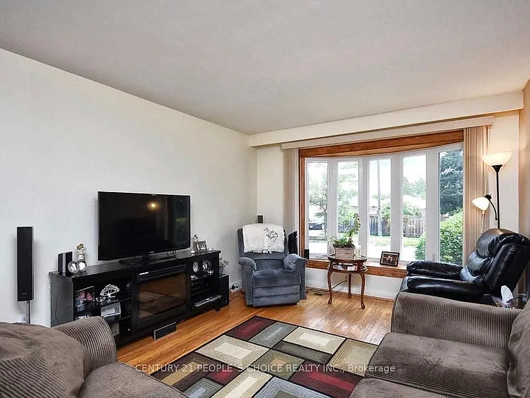 62 Tecumseh Dr #MAIN — Photo 6