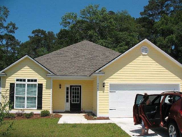1st image of 3802 Old Vine Way