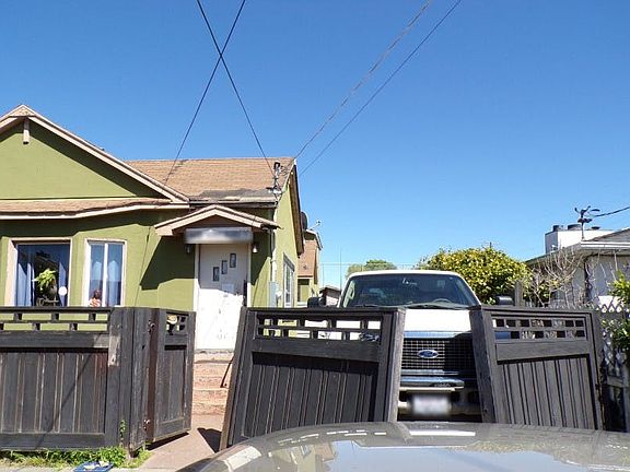 2nd image of 710 28th St