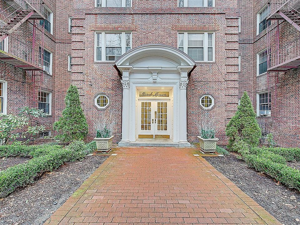 1st image of 117-01 Park Ln S #B1i