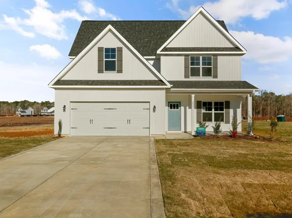 251 Collier Gate St, Linden, NC 28356