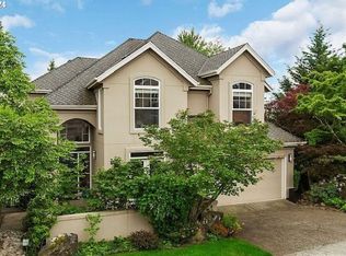 30 Morningview Cir, Lake Oswego, OR 97035
