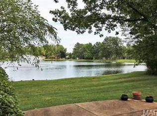 14290 Rainy Lake Dr, Chesterfield, MO 63017