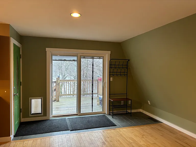 144 Alexander Ln — Photo 4