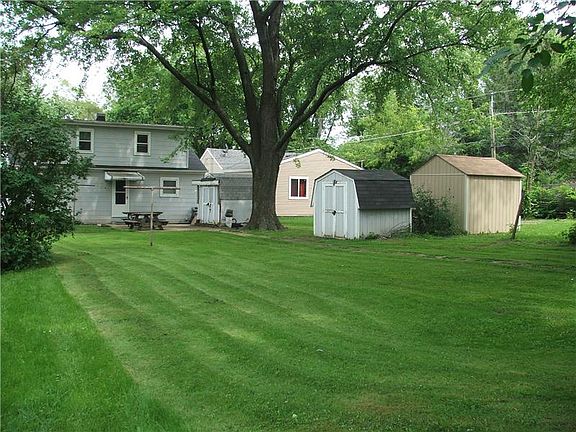 5th image of 1012 Flossmoor Ave