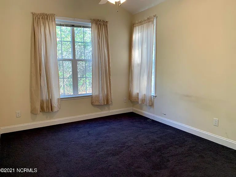 1044 Macklin St #12 — Photo 4