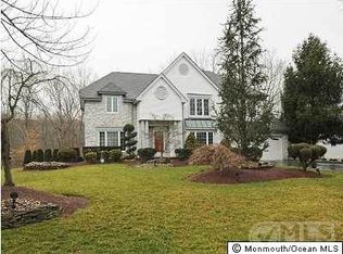 320 Adams Ct, Manalapan, NJ 07726
