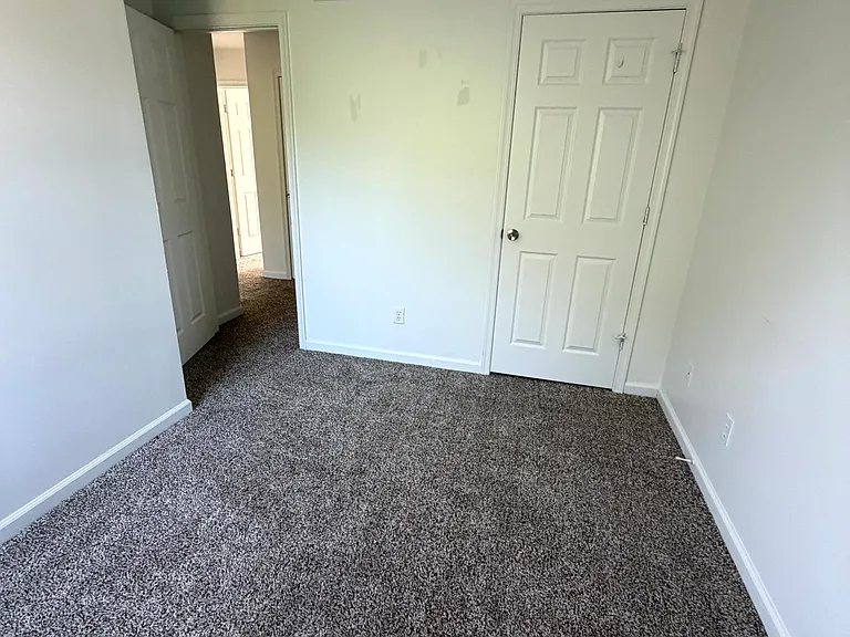 2915 Sorrell Ct — Photo 17