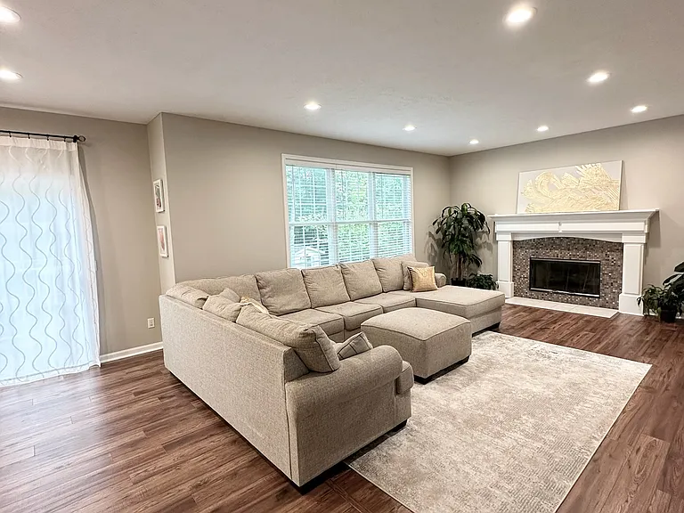 234 Grayfield Ct SE — Photo 11