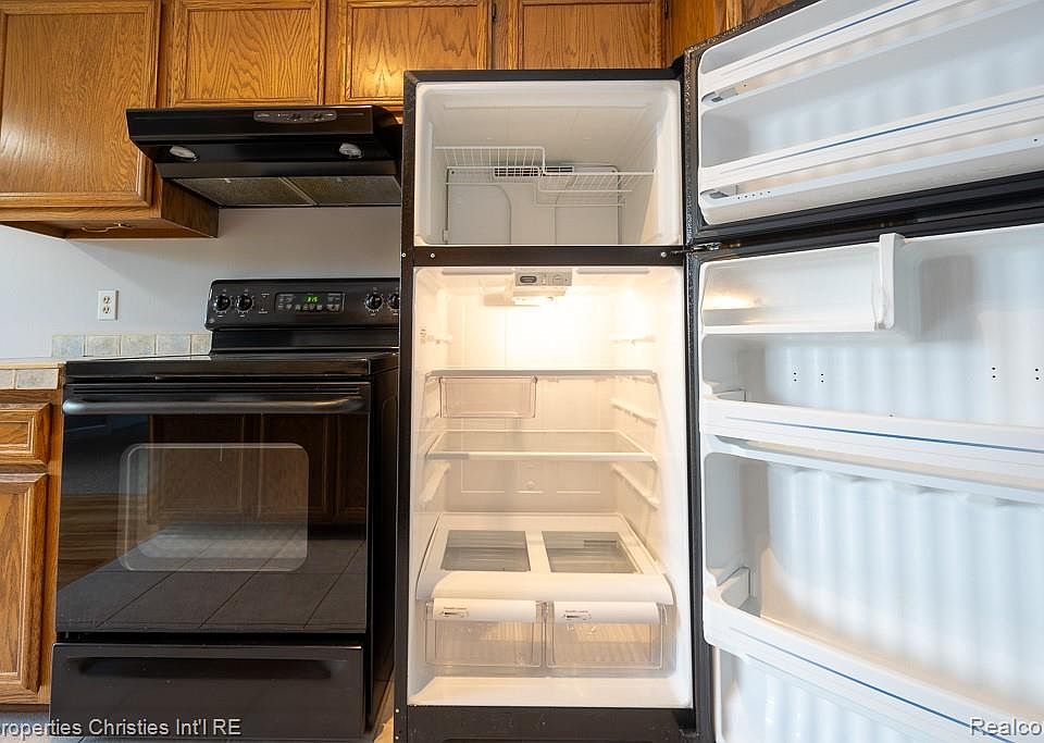 15900 N Franklin Dr, photo 19