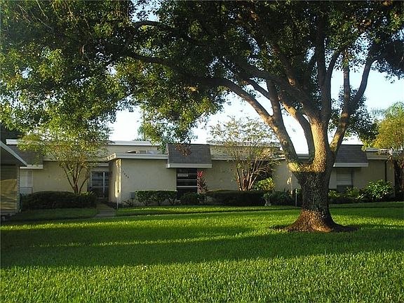 2nd image of 1589 Amberlea Dr S