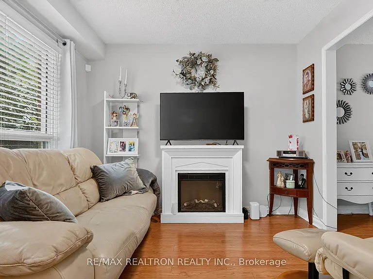 116 Andona Cres — Photo 17