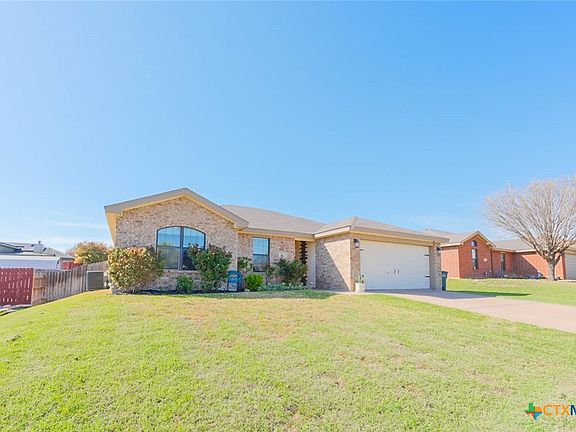 3rd image of 1122 Marlee Cir